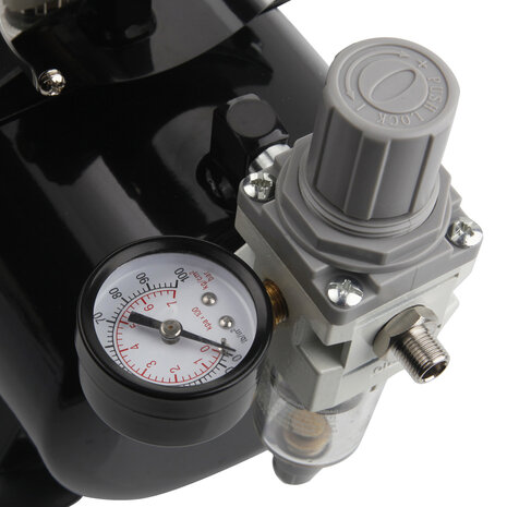 UK-stekker Airgoo Premie Aibrush-compressor AG-326 met dubbele koelventilatoren en luchttank